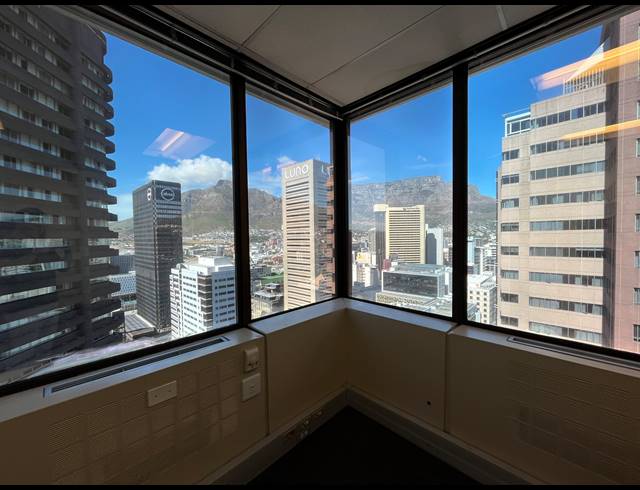 676M² OFFICE TO LET IN CAPE TOWN CITY CENTRE